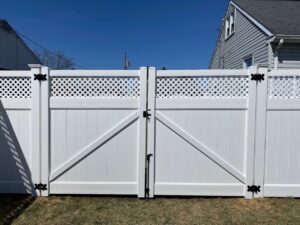 Hawk Valley Fencing Vinyl Fence