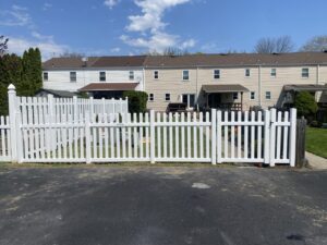 Hawk Valley Fencing Vinyl Fence