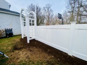 Hawk Valley Fencing Vinyl Fence